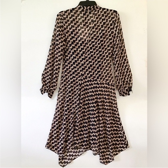 Theory Black and Tan Geometric Long Sleeve Dress, US2 - Picture 7 of 10